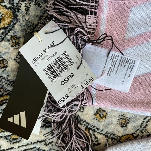 Messi Scarf by Adidas - Picture 8 of 11